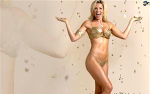 Nell McAndrew